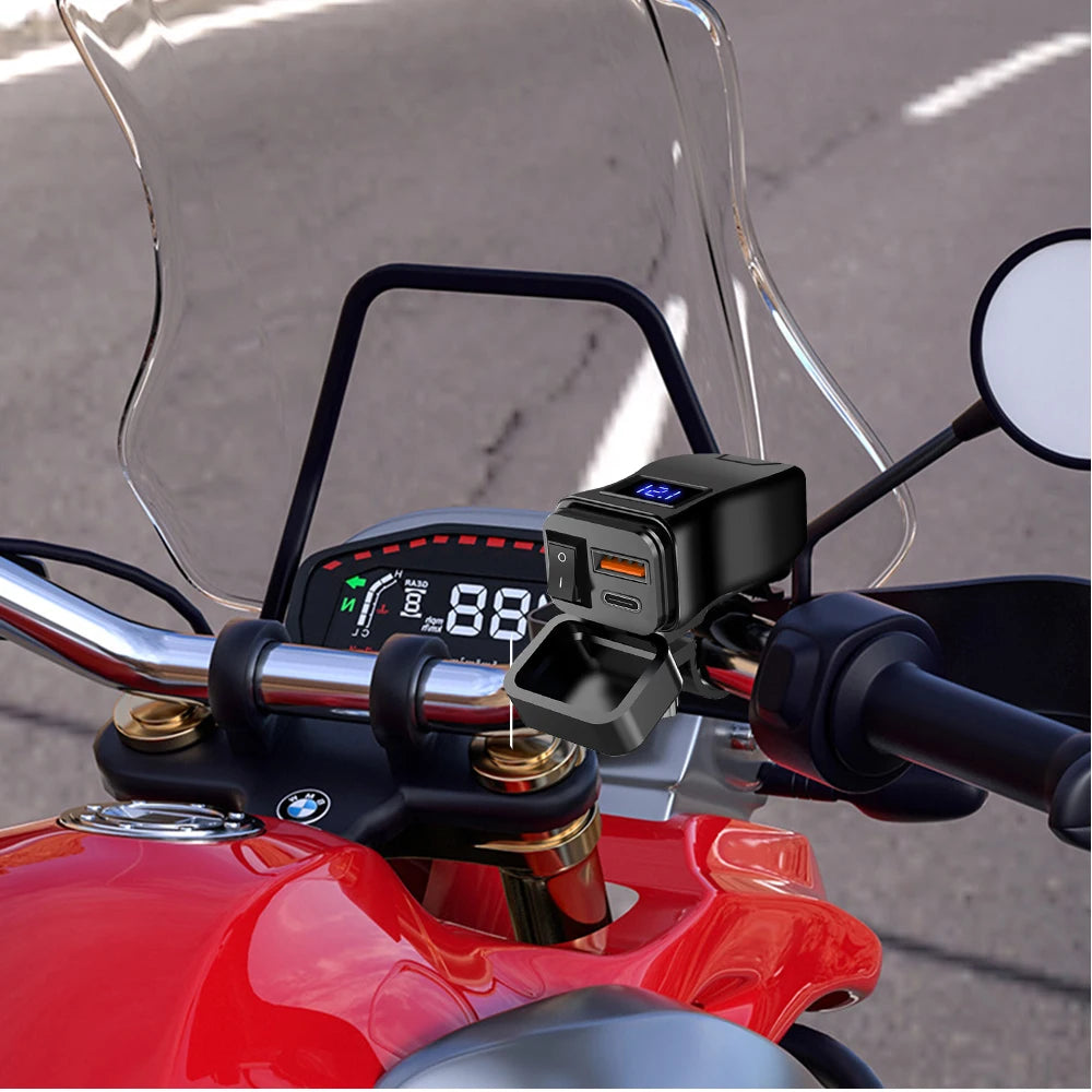 Motorcycle 100W Bidirectional USB Charger with Voltmeter and Switch