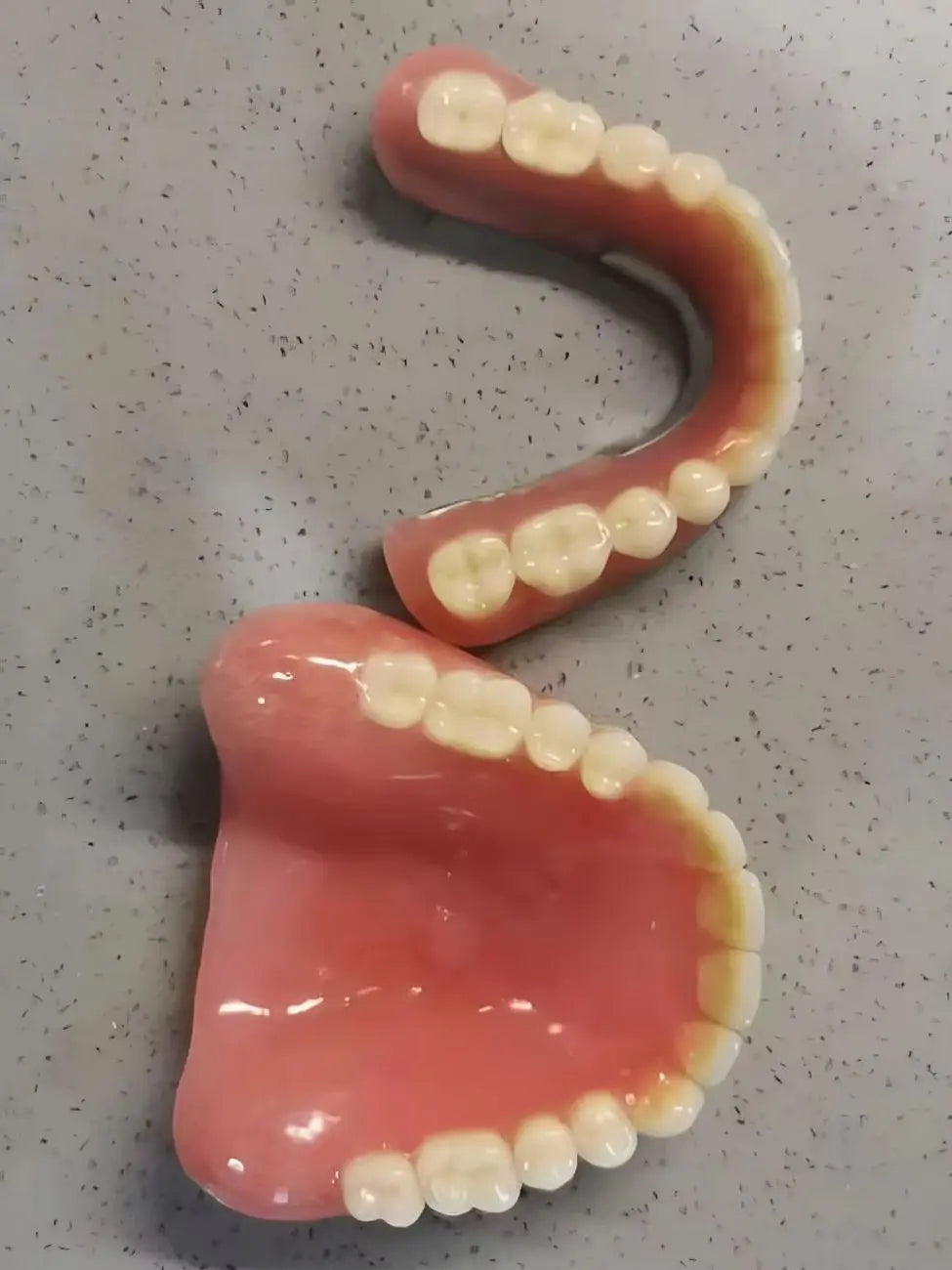 Comfortable Silicone Cosmetic Dentures for Instant Smile