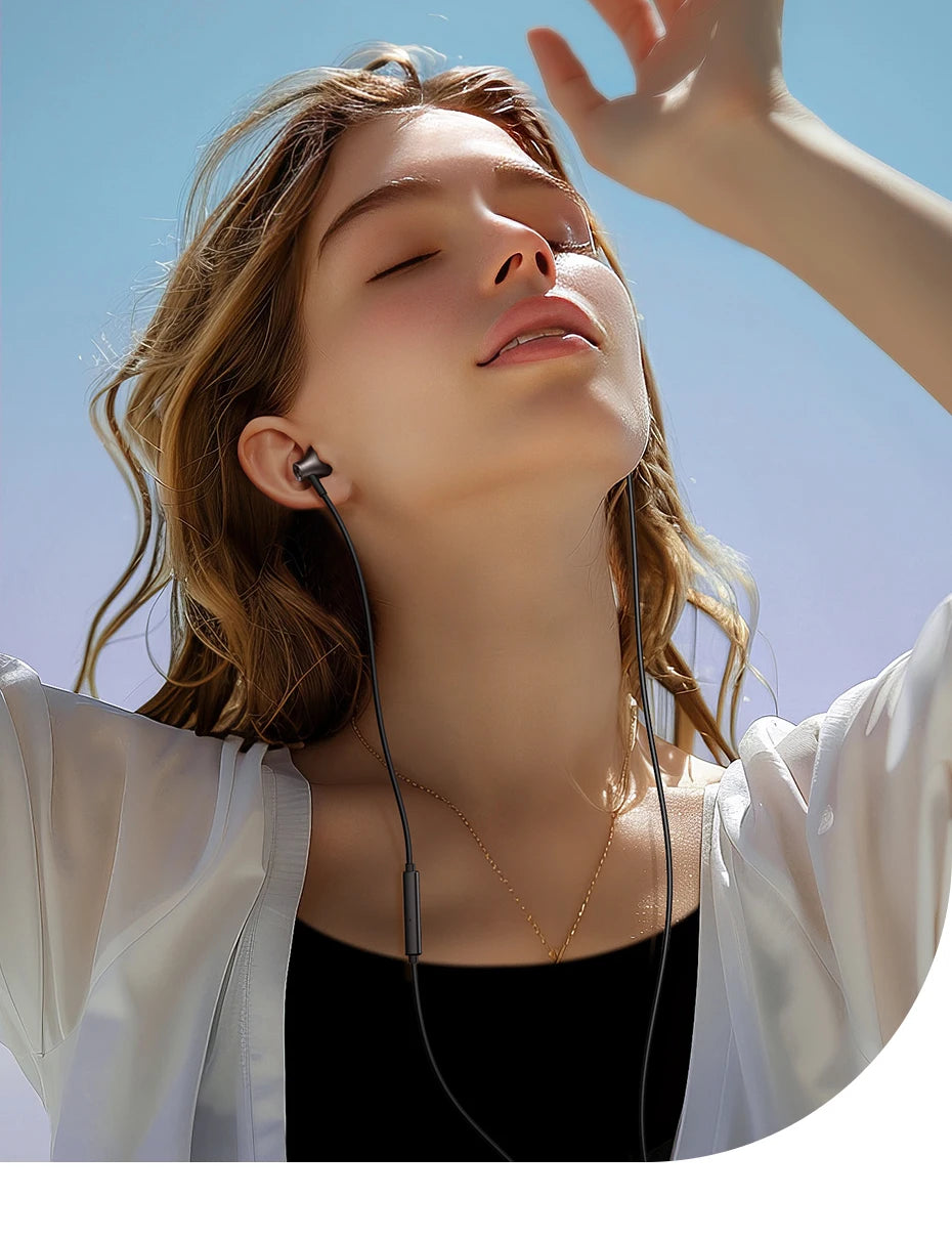 Hi-Fi Wired Earbuds with 3.5mm and USB-C Connectors