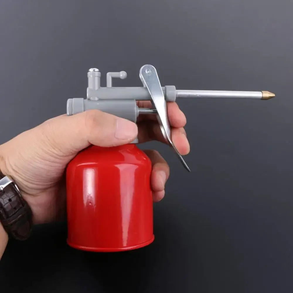 250ml Manual Pump Oiler Bottle High Pressure Lubrication Spray Can