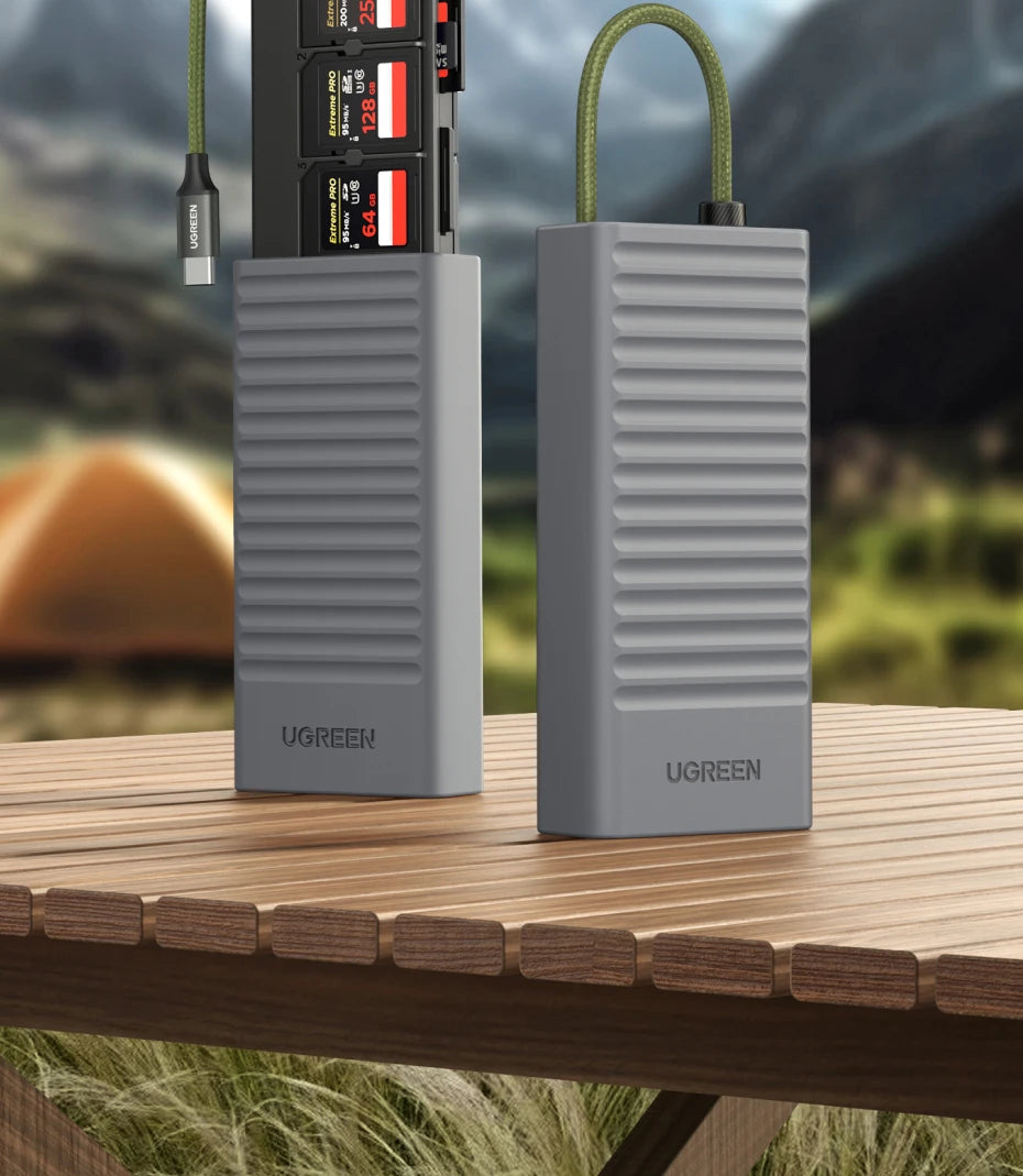 USB-C Memory Card Reader and Storage Case